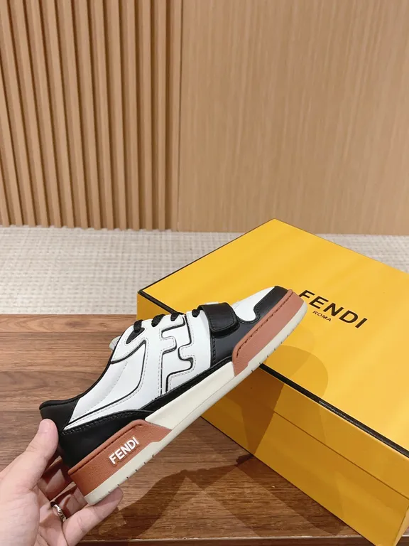 Fendi Shoe 